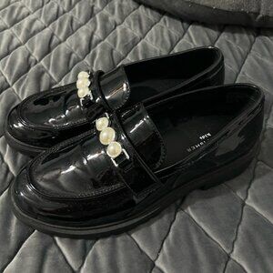 MARC FISHER Kids Designer Black Patent Mary Jane Loafer Shoes withPearl Sz 5